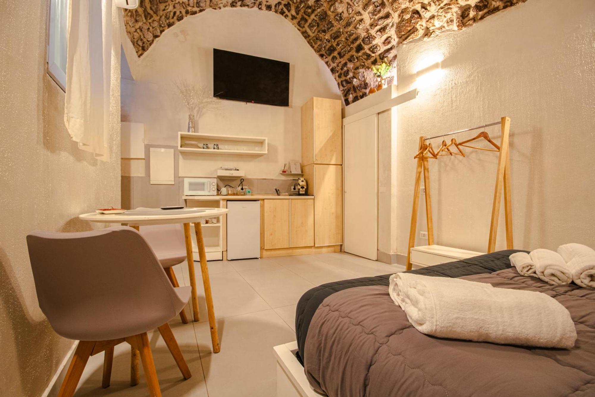 I Gradini Bed & Breakfast Наполи Екстериор снимка