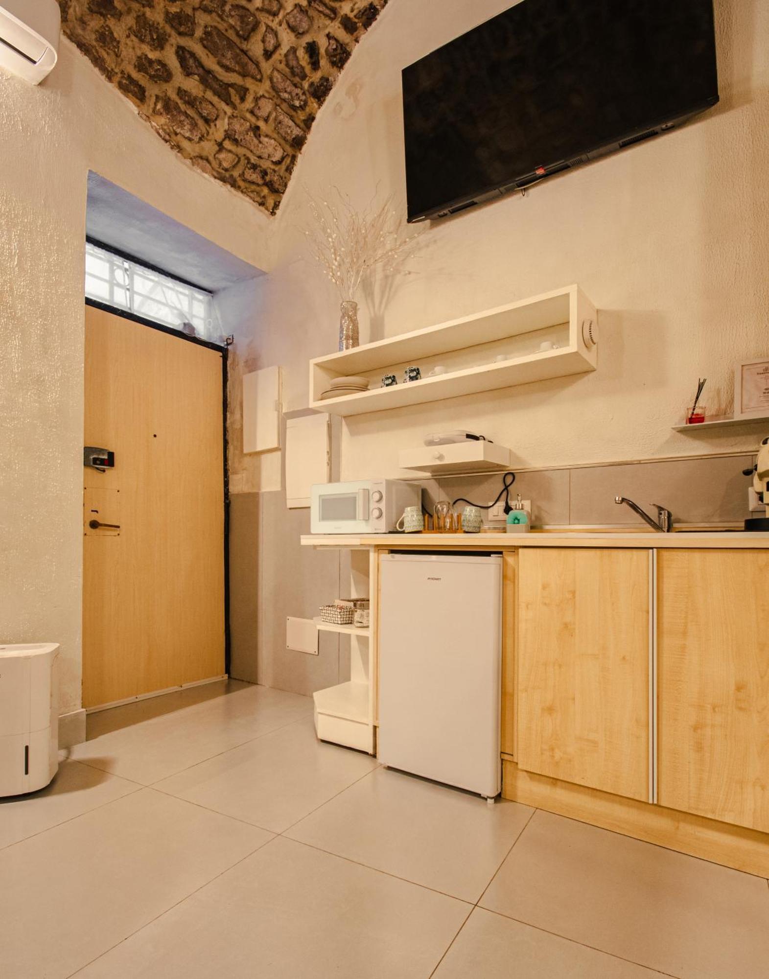 I Gradini Bed & Breakfast Наполи Екстериор снимка