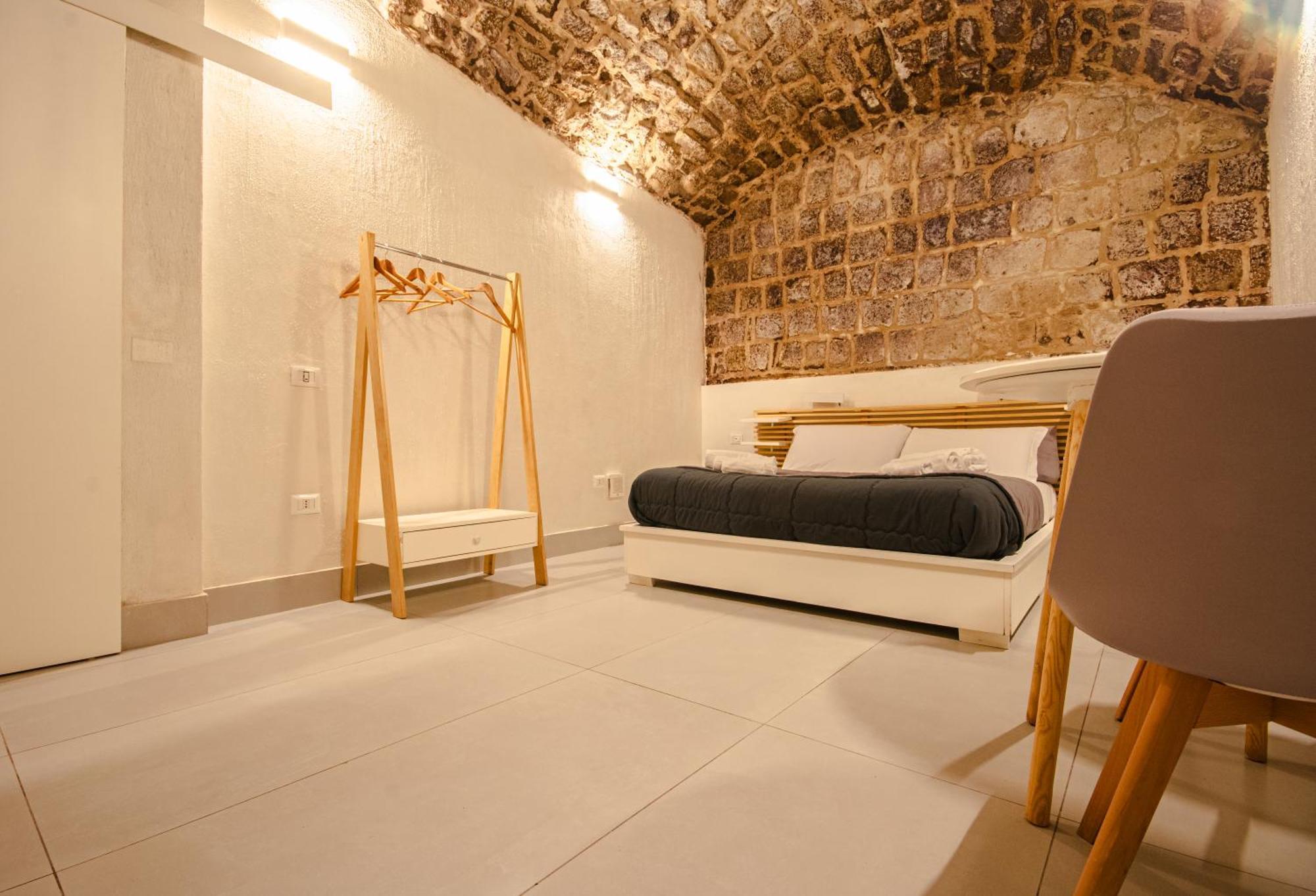 I Gradini Bed & Breakfast Наполи Екстериор снимка
